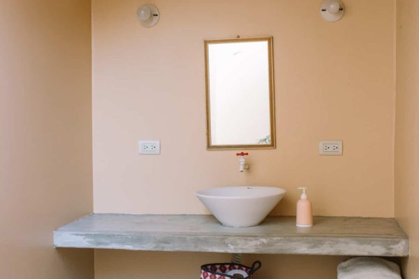 Hidden Wave litera sink